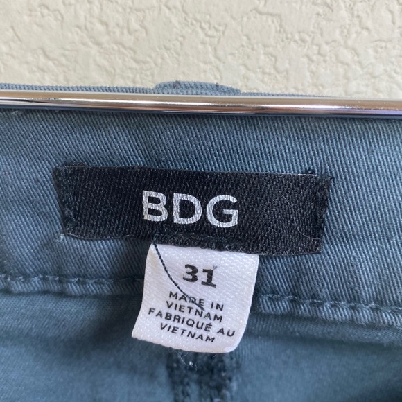 BDG Ankle Zipper Cargo Pants - Picture 3 of 6